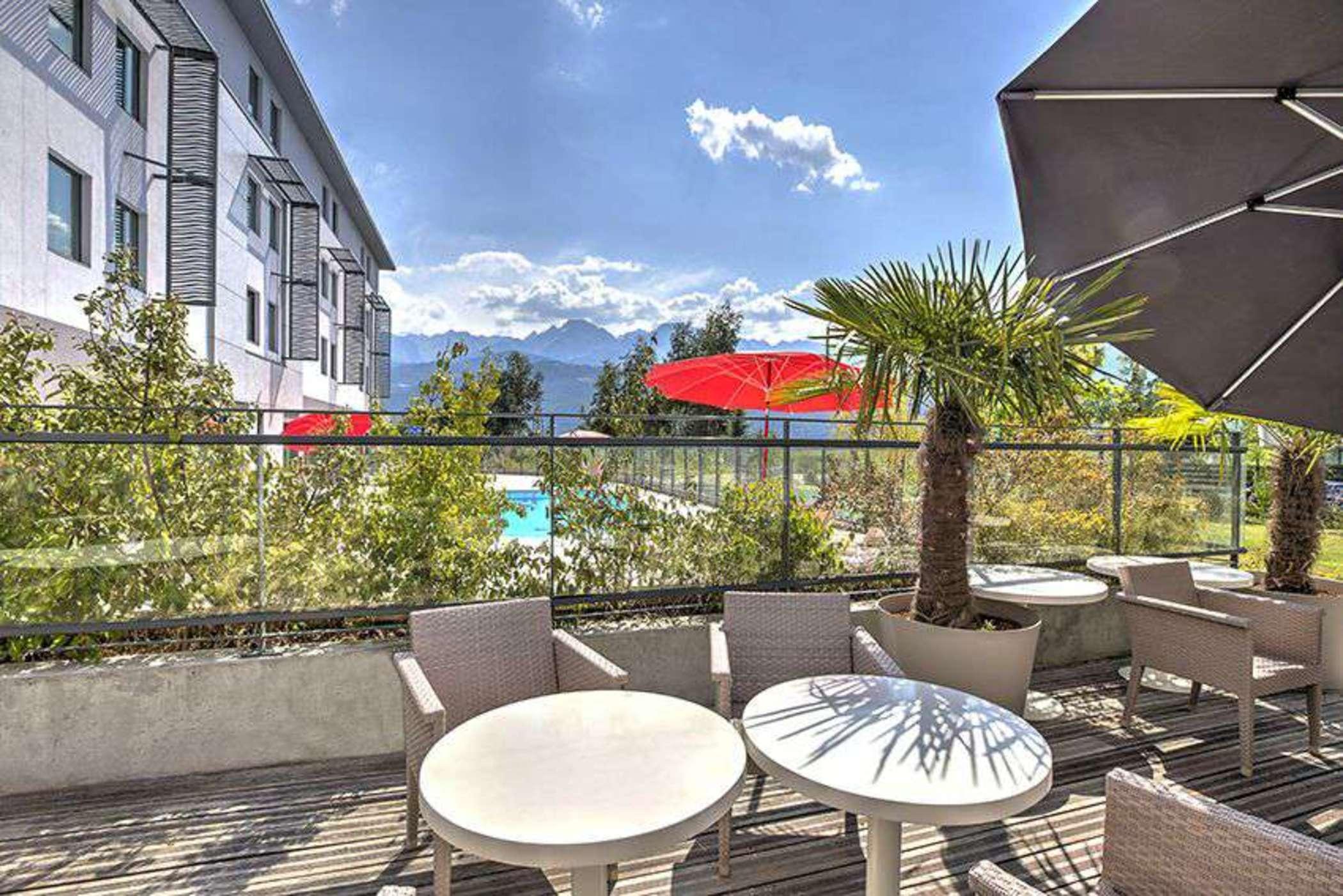 Appart'City Confort Grenoble Inovallee Монбоно-Сен-Мартен Екстериор снимка