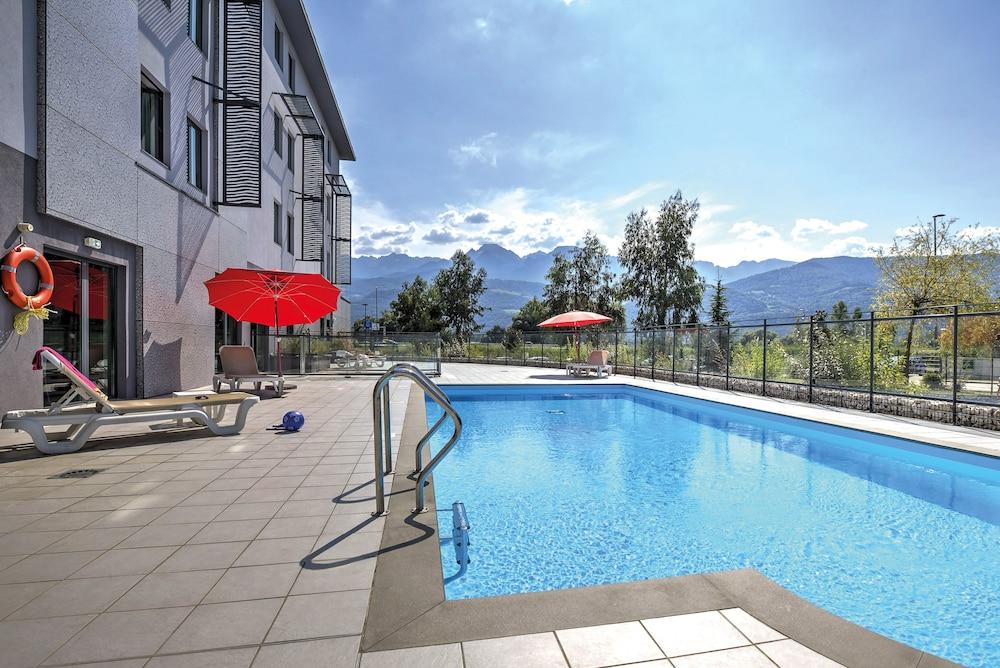Appart'City Confort Grenoble Inovallee Монбоно-Сен-Мартен Екстериор снимка